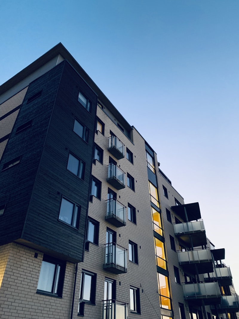 Apartment building